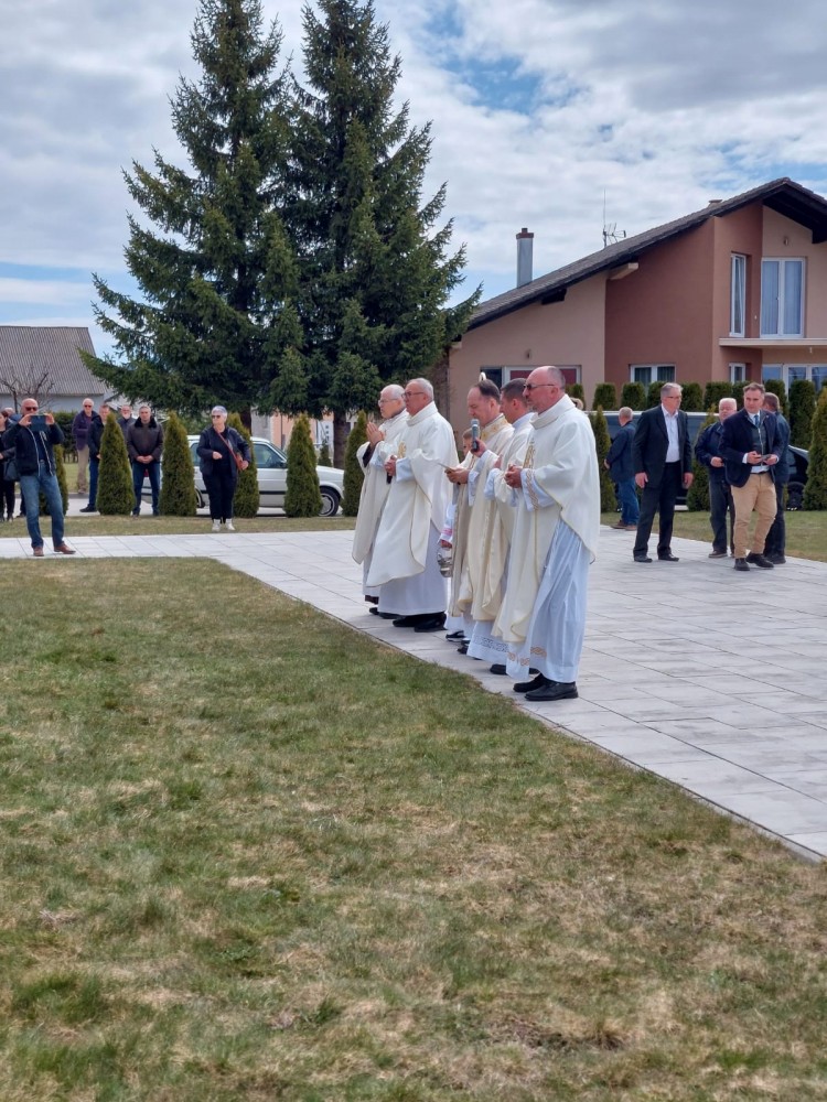 WhatsApp_Image_2026_04_10_at_12_.55 (2).jpeg